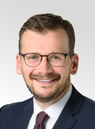 Dr Matthias Schuette